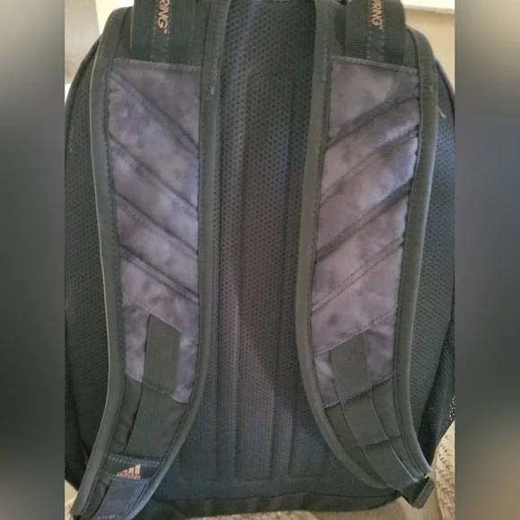 Adidas Grey & Black Stonewashed Rose Gold Accents Backpack Womans/Girls - Picture 5 of 8
